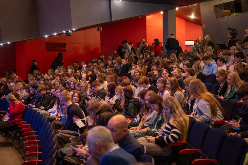 2024 m. konferencijos dalyviai Marijampolės kultūros centre